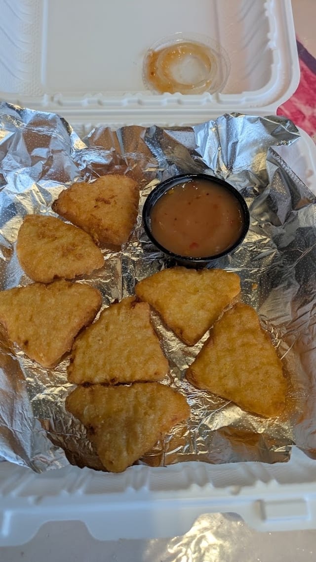 Mac N' Cheese Wedges.
